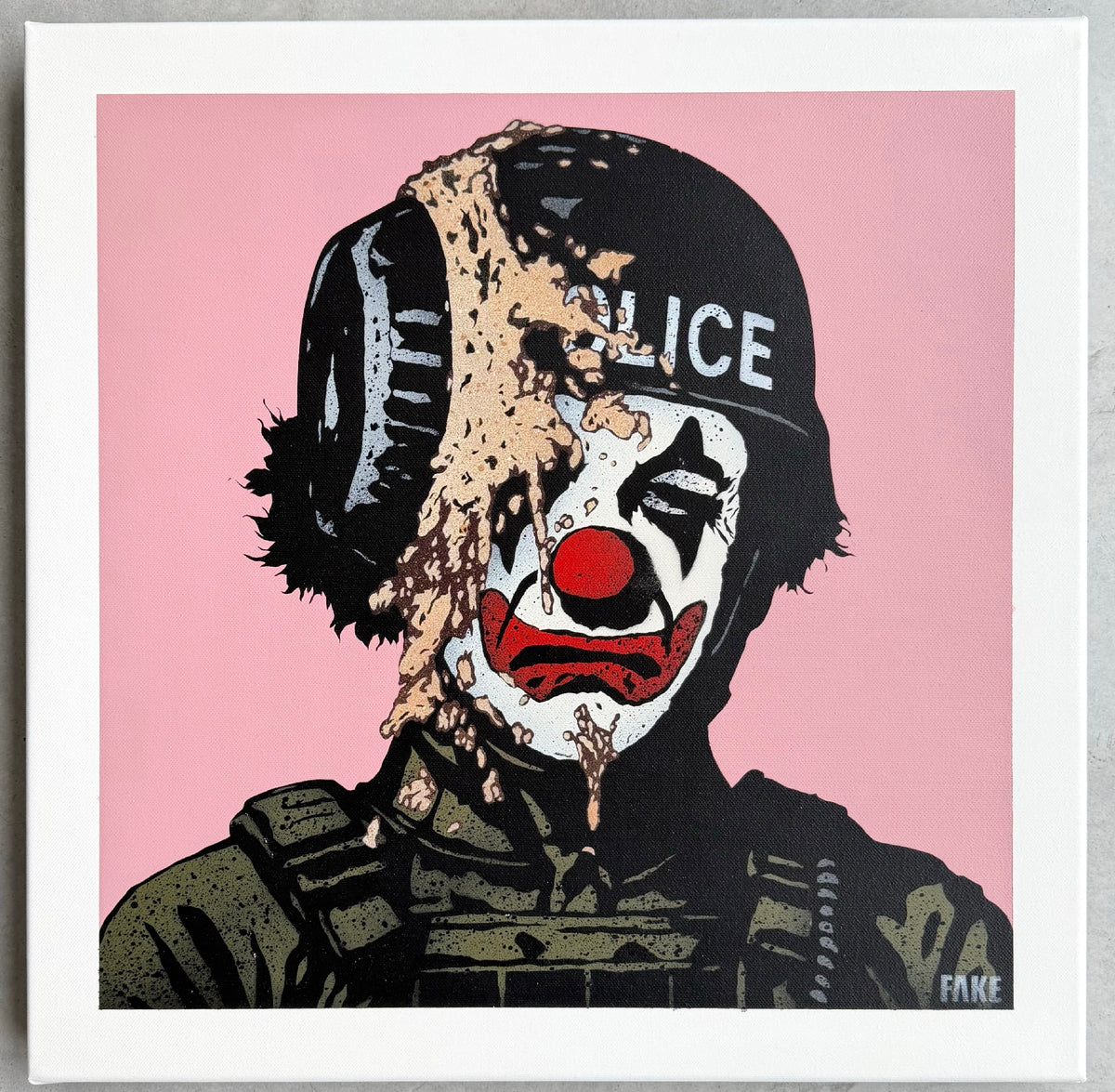 FAKE : "Clown world" (rose)